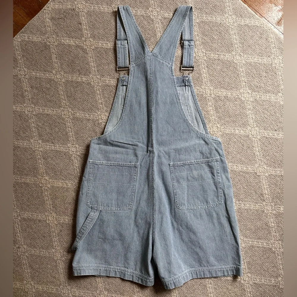 Vintage Women’s Bill Blass Light Blue Striped Overalls - Picture 4 of 4